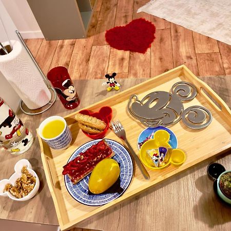 5 Min From Disneyland Cozy Retreat Apartment Montevrain Bagian luar foto